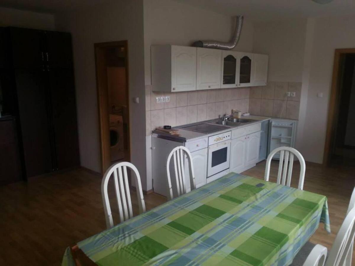 Sostanj Velenje Ravne Sobe Rooms Vrtacnik D O O Ngoại thất bức ảnh