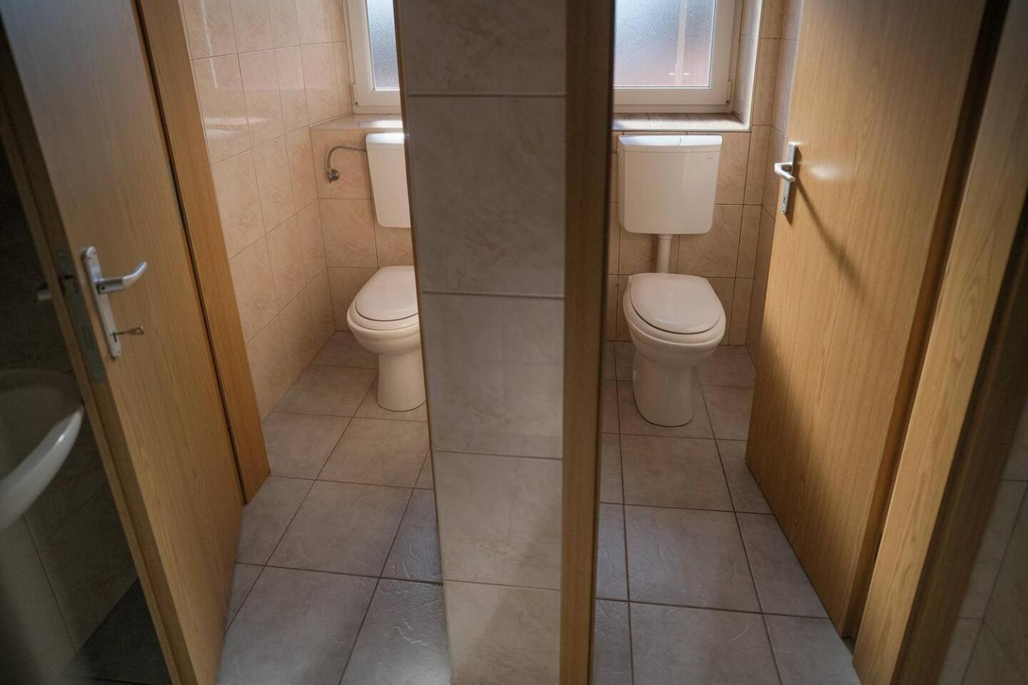 Sostanj Velenje Ravne Sobe Rooms Vrtacnik D O O Ngoại thất bức ảnh